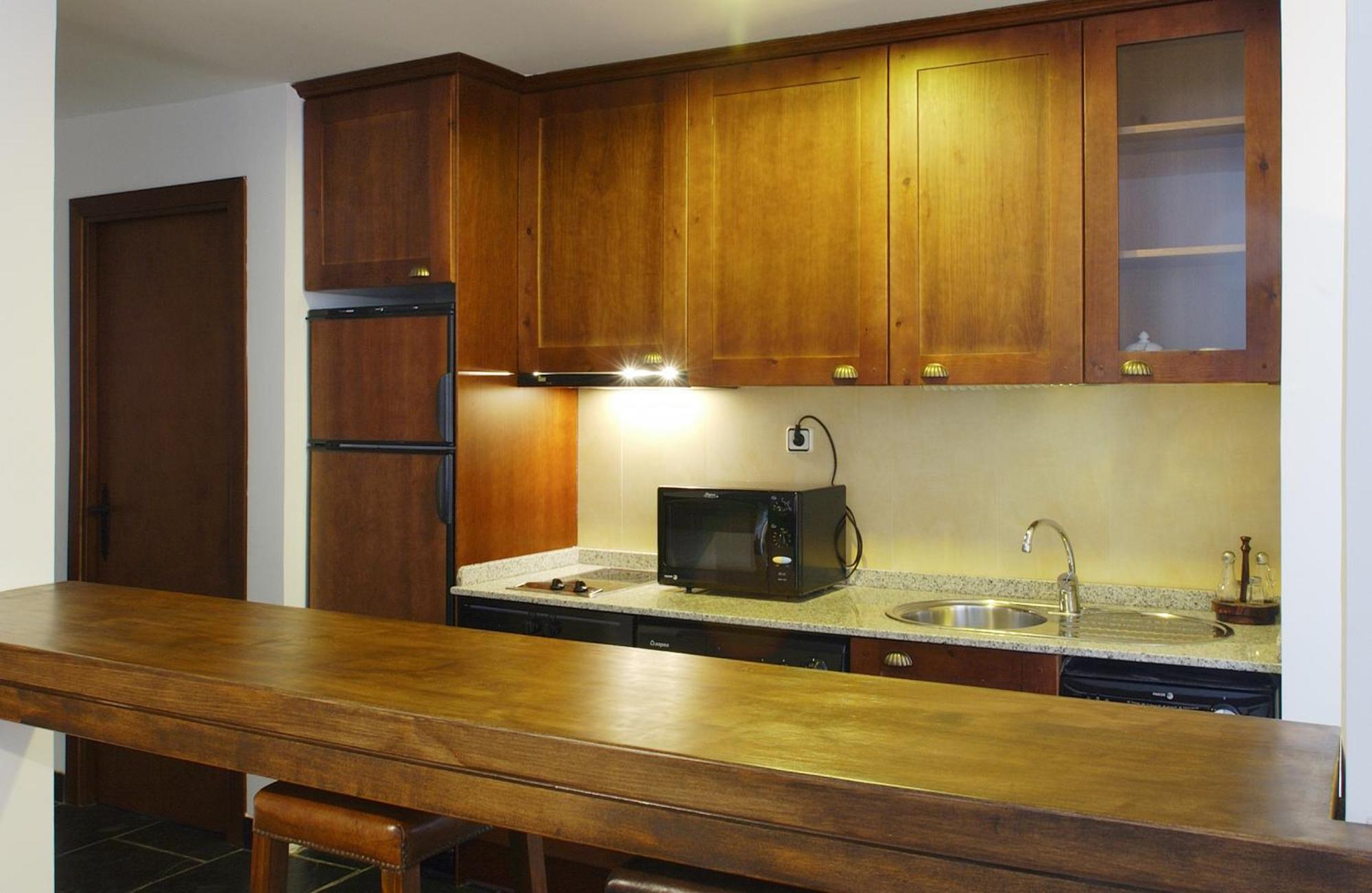 Apartamentos Linsoles 에리스테 외부 사진