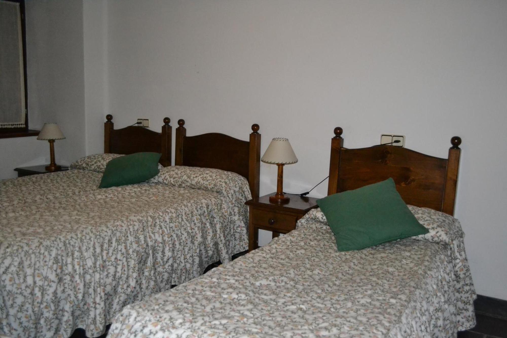 Apartamentos Linsoles 에리스테 외부 사진